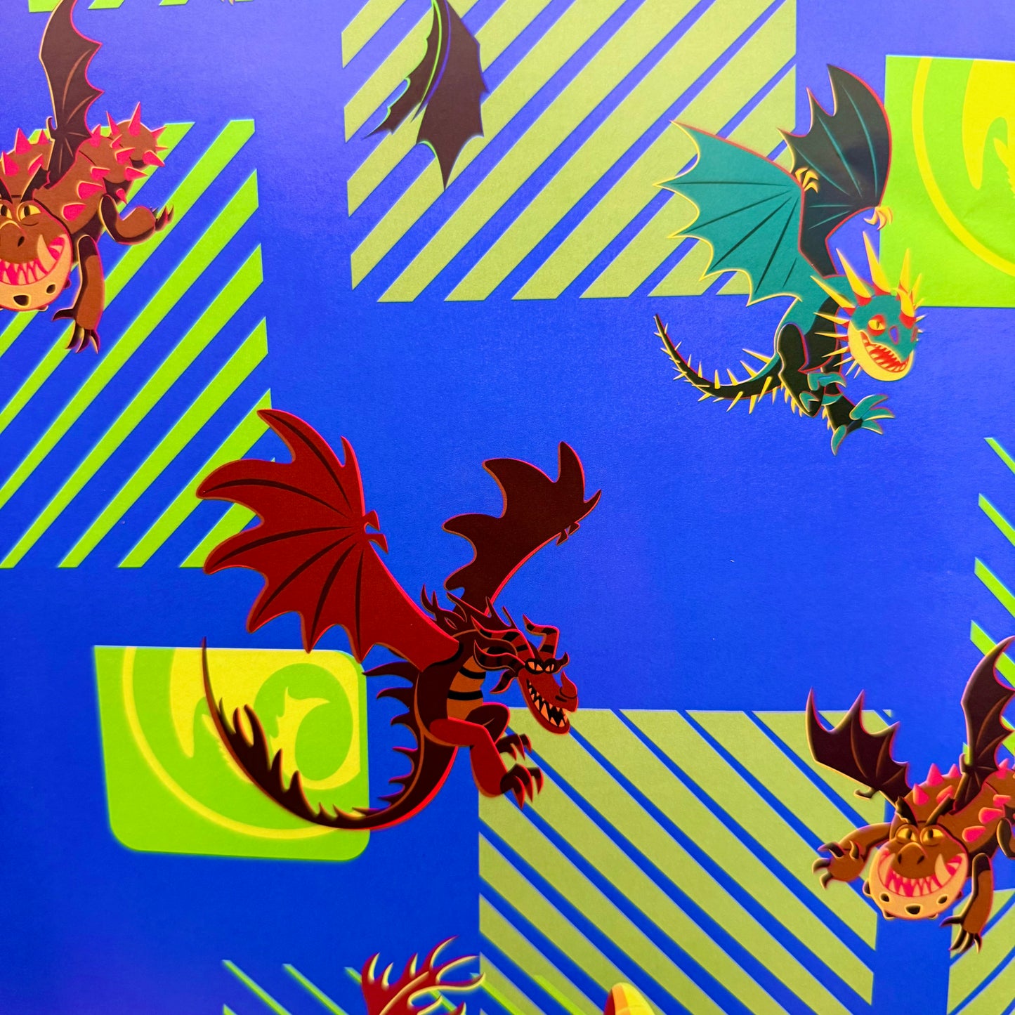 Papel de regalo en pliego - Personaje (25 Pliegos)