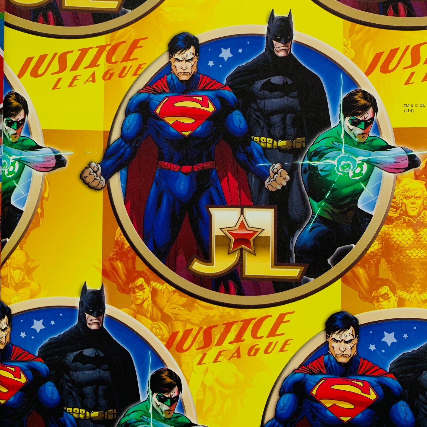 Papel de Regalo Personajes-13 (25 Pliegos)