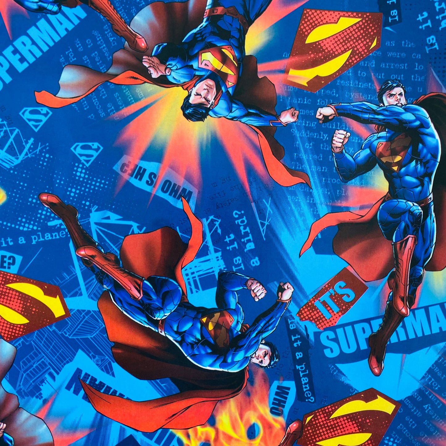 Papel de regalo en pliego - Personaje (25 Pliegos)